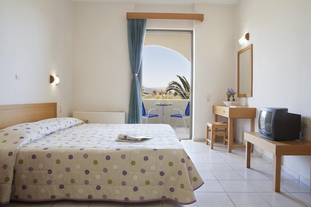 Marinos Beach Hotel بلاتانيز المظهر الخارجي الصورة
