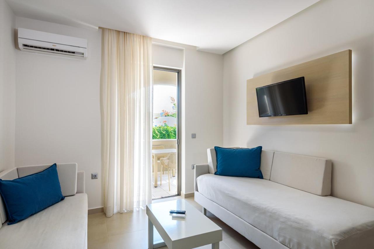 Marinos Beach Hotel بلاتانيز المظهر الخارجي الصورة